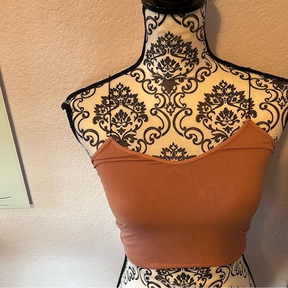 Tops - Must bundle Crop top shirt size small